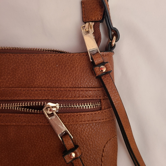 Aldo Sling Bag-Brown - Picture 6 of 6